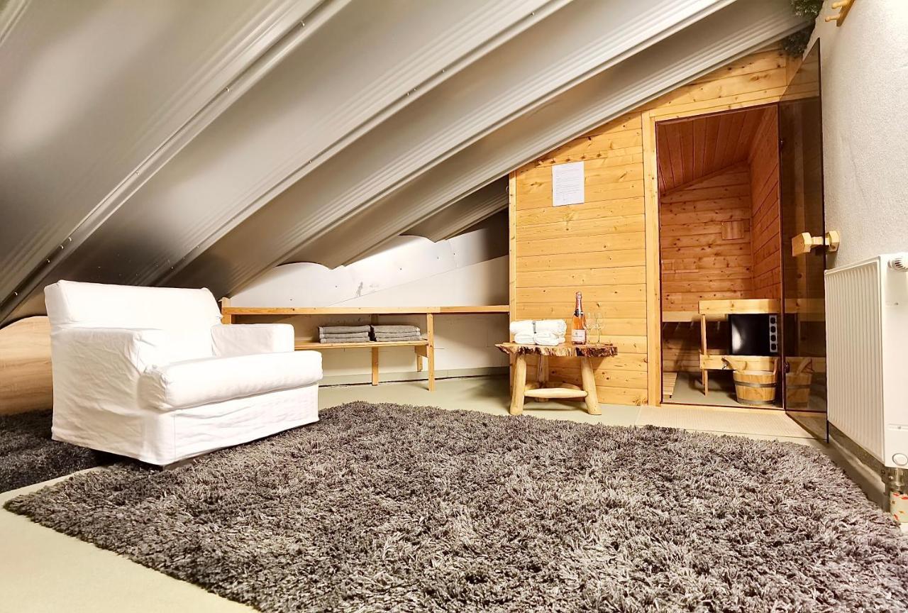 Penthouse Hafenblick - Private Sauna - Teil Der Holidayescapes Kollektion *